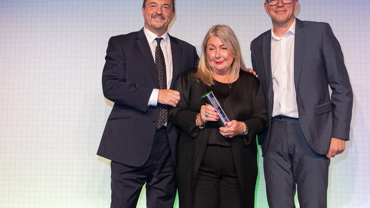 SUSAN WHELAN CROWNED CEO OF THE YEAR 2021 AT FBA’S